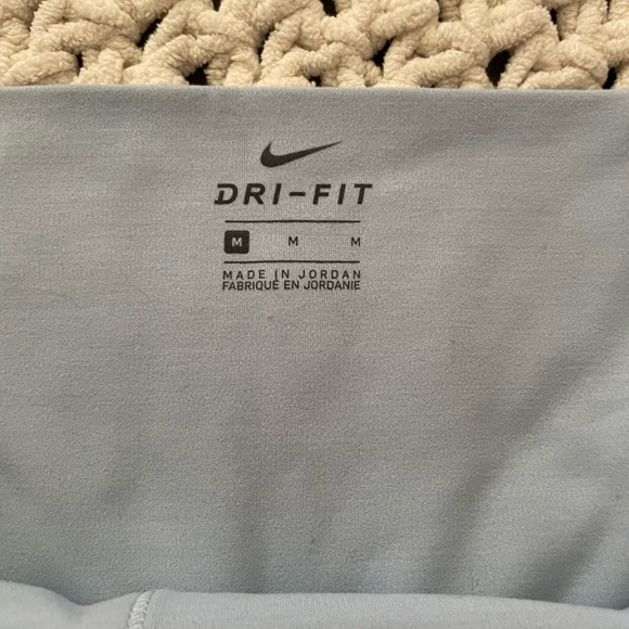 Nike Dry Fit size M - Picture 2 of 2